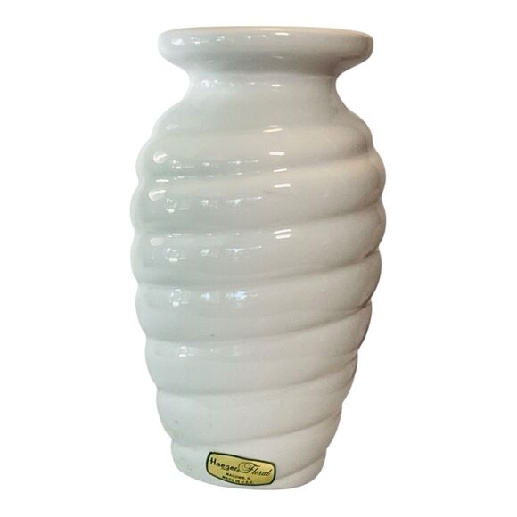 White Haeger Floral Beehive Swirl Vintage Pottery Vase 8in - Picture 2 of 7
